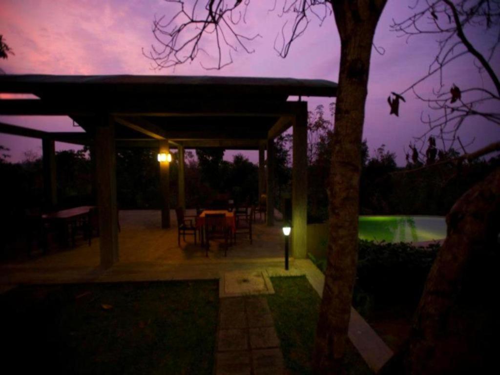 Mangrove Escapes Resort Bentota Esterno foto