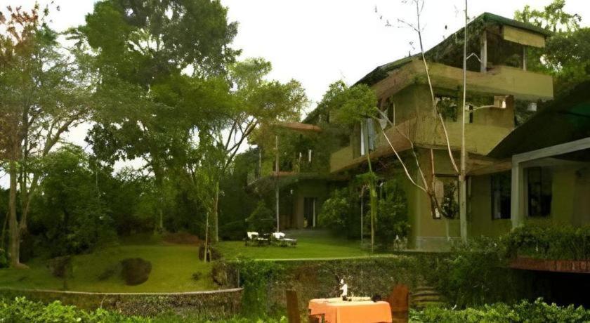 Mangrove Escapes Resort Bentota Esterno foto
