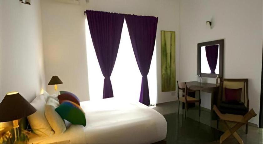 Mangrove Escapes Resort Bentota Esterno foto